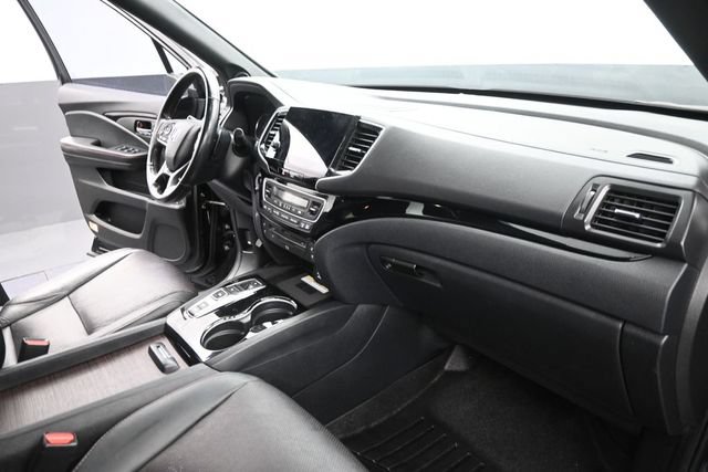 Certified 2020 Honda Pilot Black Edition image 24