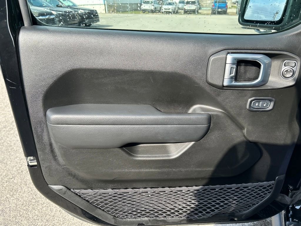 Used 2021 Jeep Wrangler Unlimited Rubicon 4xe w/ Cold Weather Group image 24