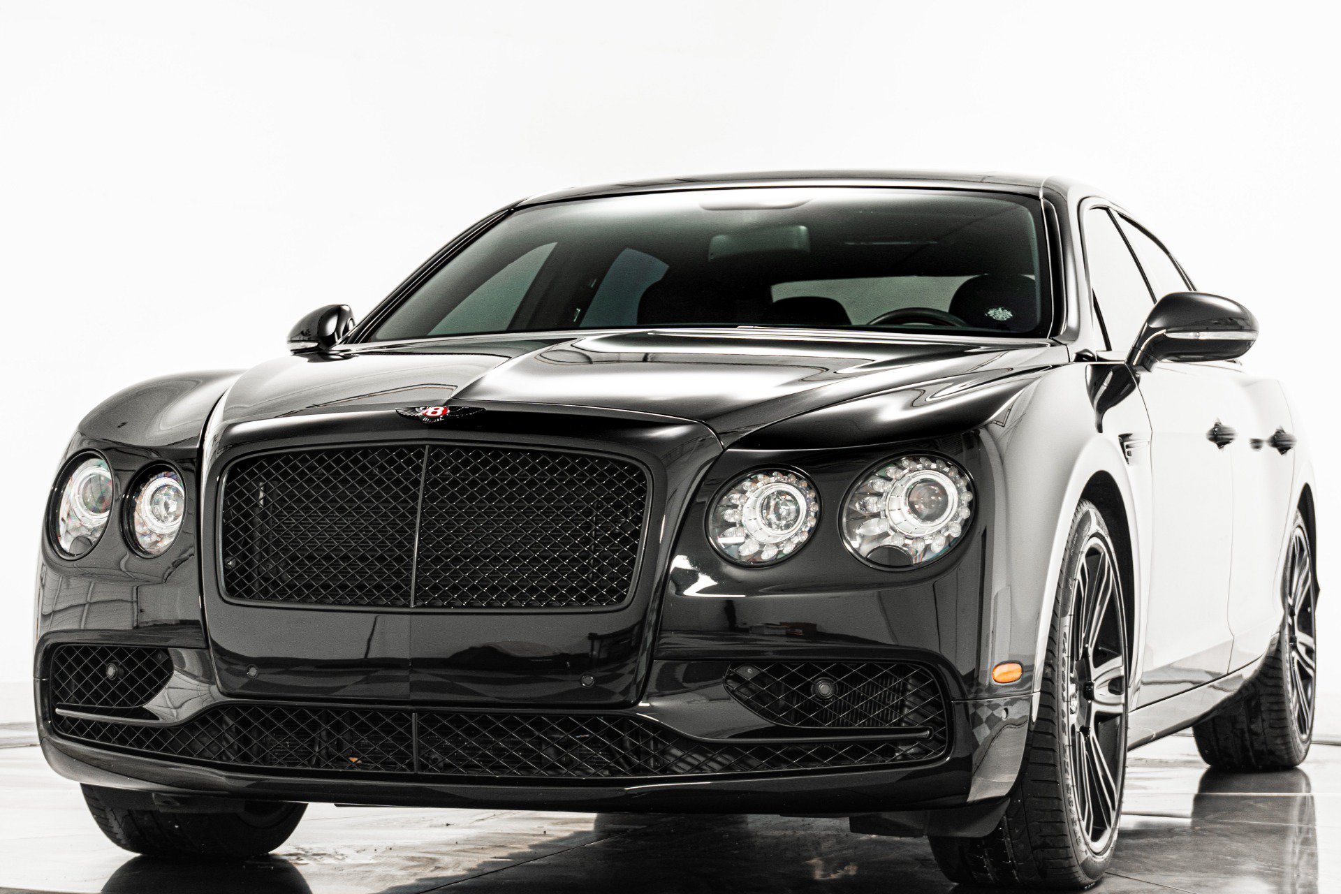 Used 2017 Bentley Flying Spur S V8 AWD/4WD image 5