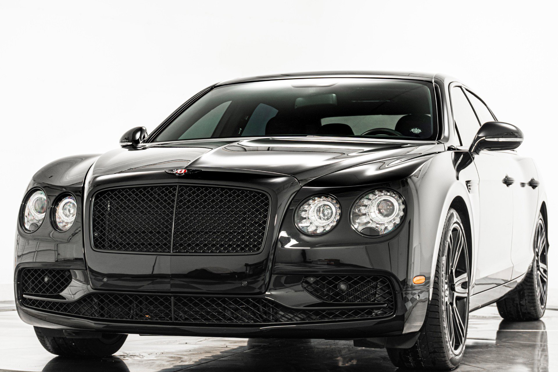 Used 2017 Bentley Flying Spur S V8 image 5