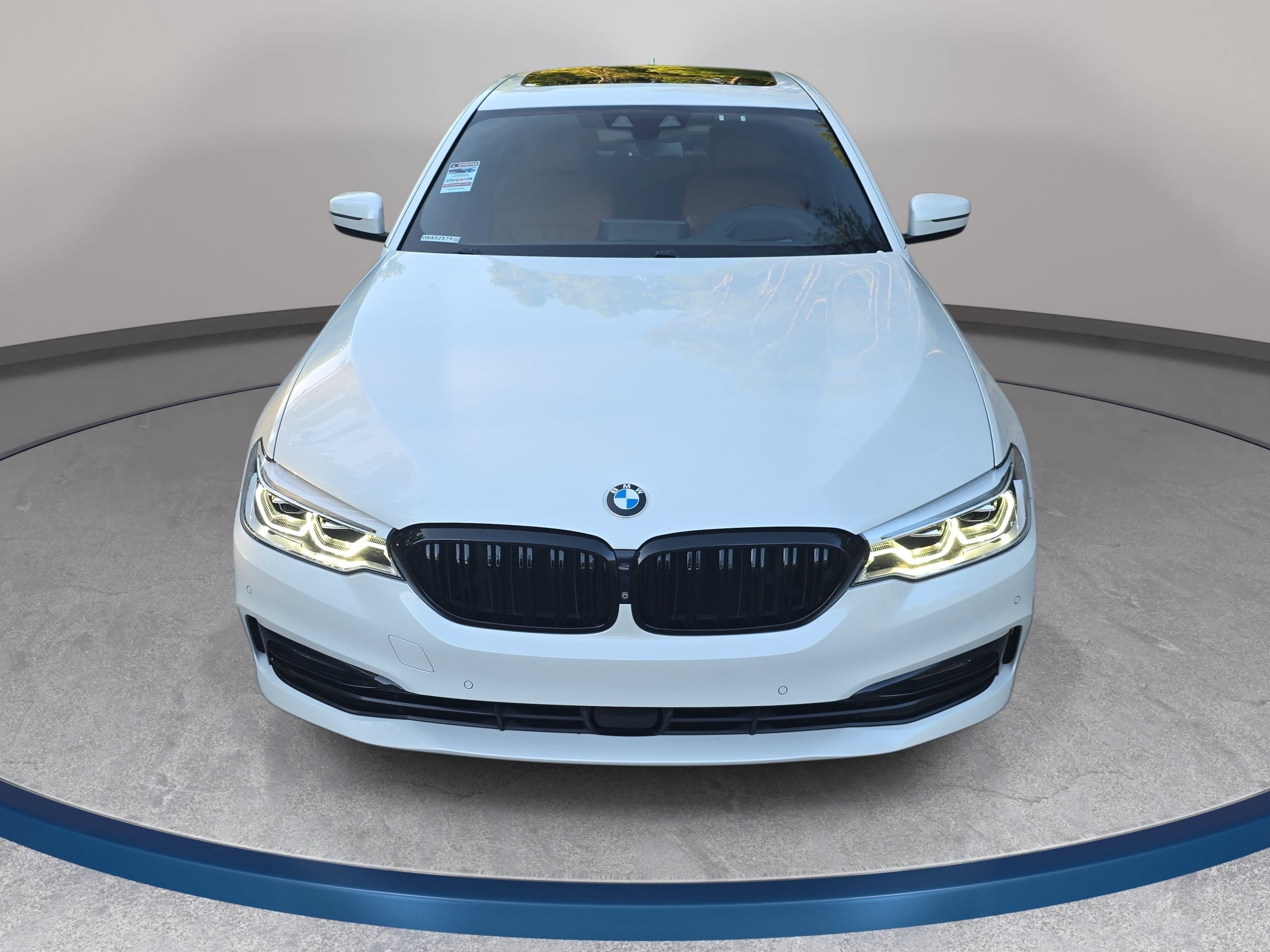 Used 2018 BMW 540i RWD image 2
