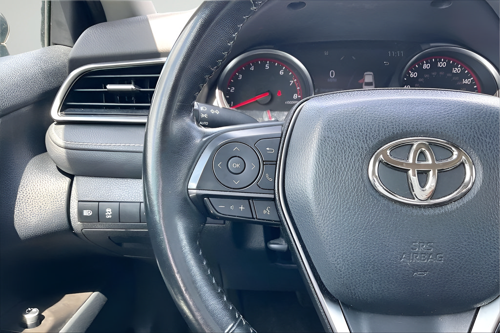Used 2023 Toyota Camry XSE FWD image 10