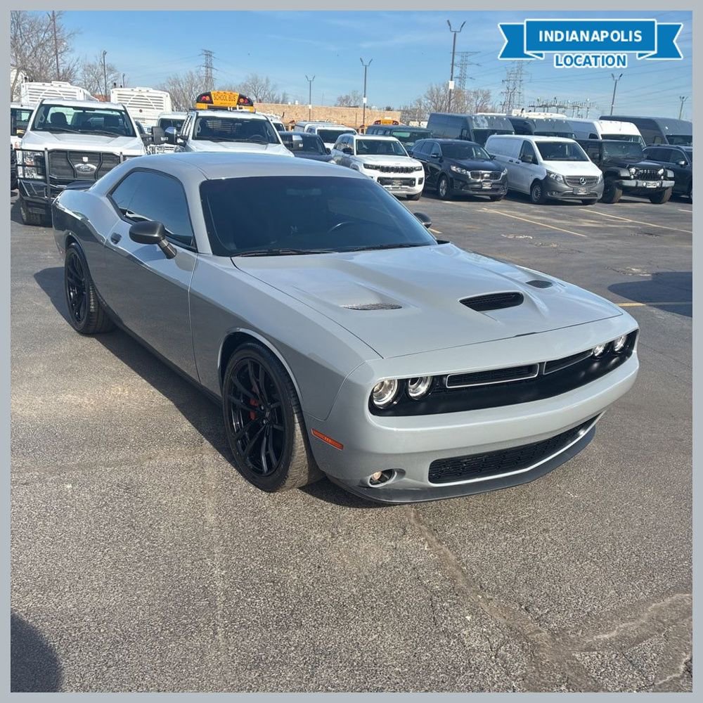 Used 2021 Dodge Challenger R/T Scat Pack image 1