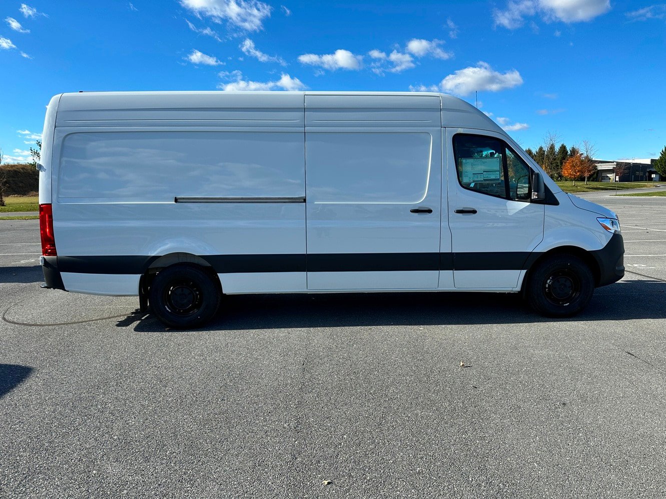 Used 2026 Mercedes-Benz Sprinter 2500 image 3