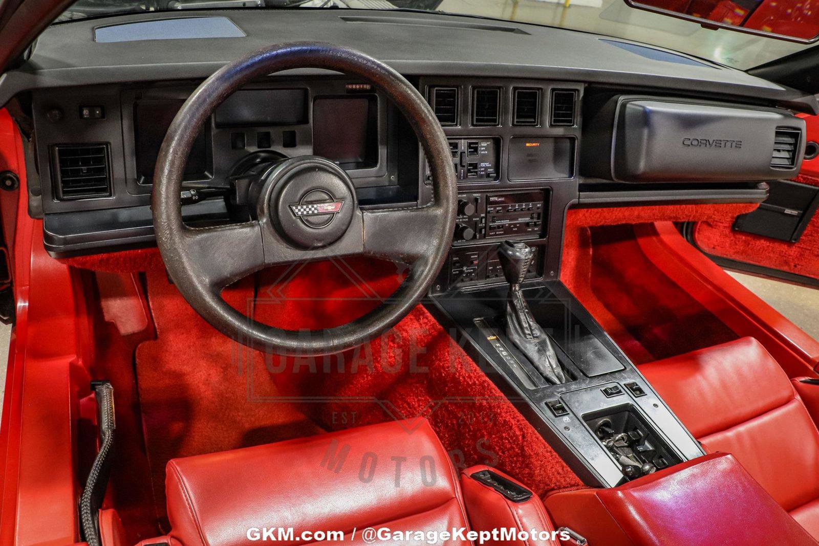 Used 1987 Chevrolet Corvette Coupe image 4