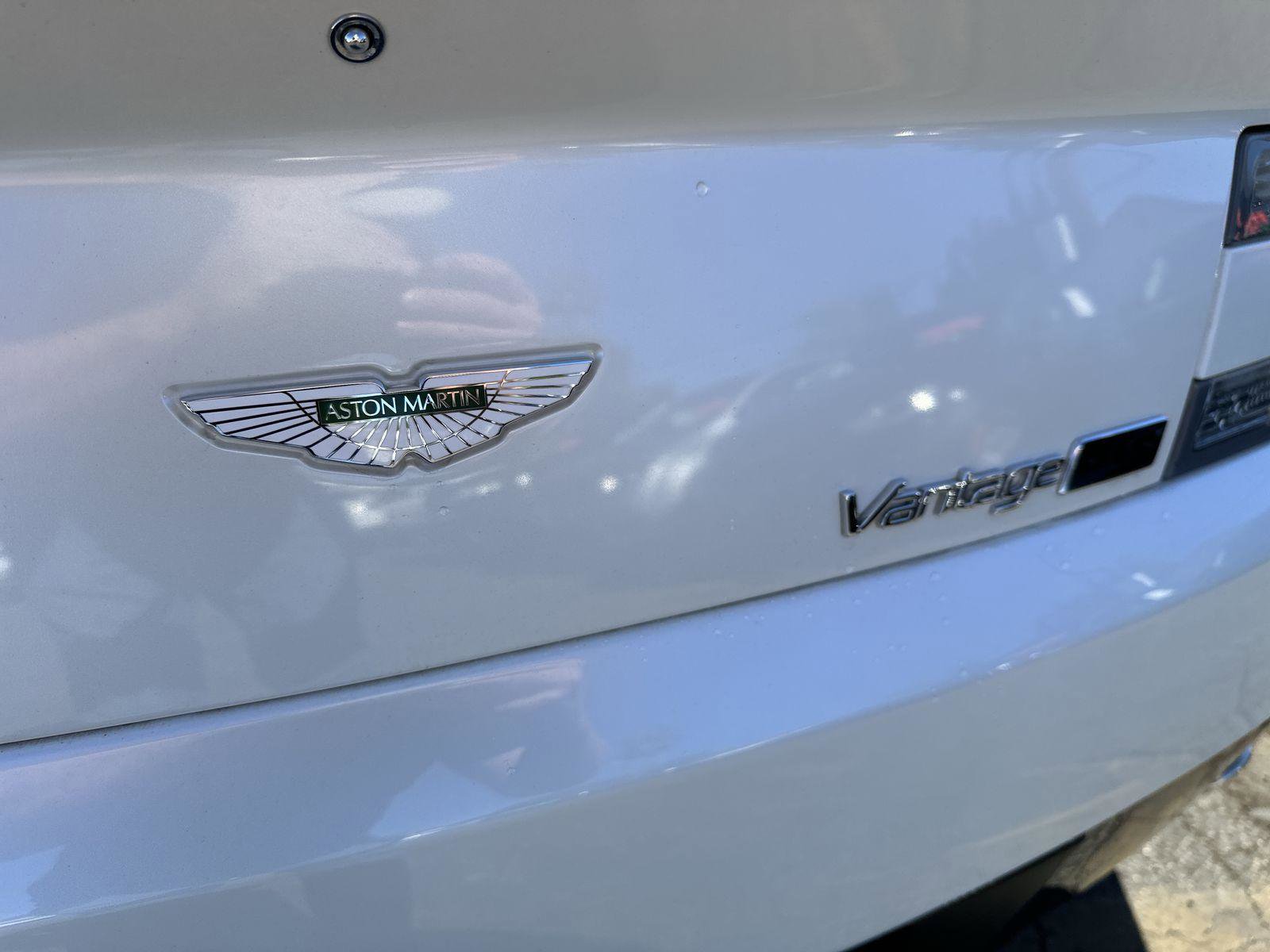 Used 2016 Aston Martin V8 Vantage S image 27
