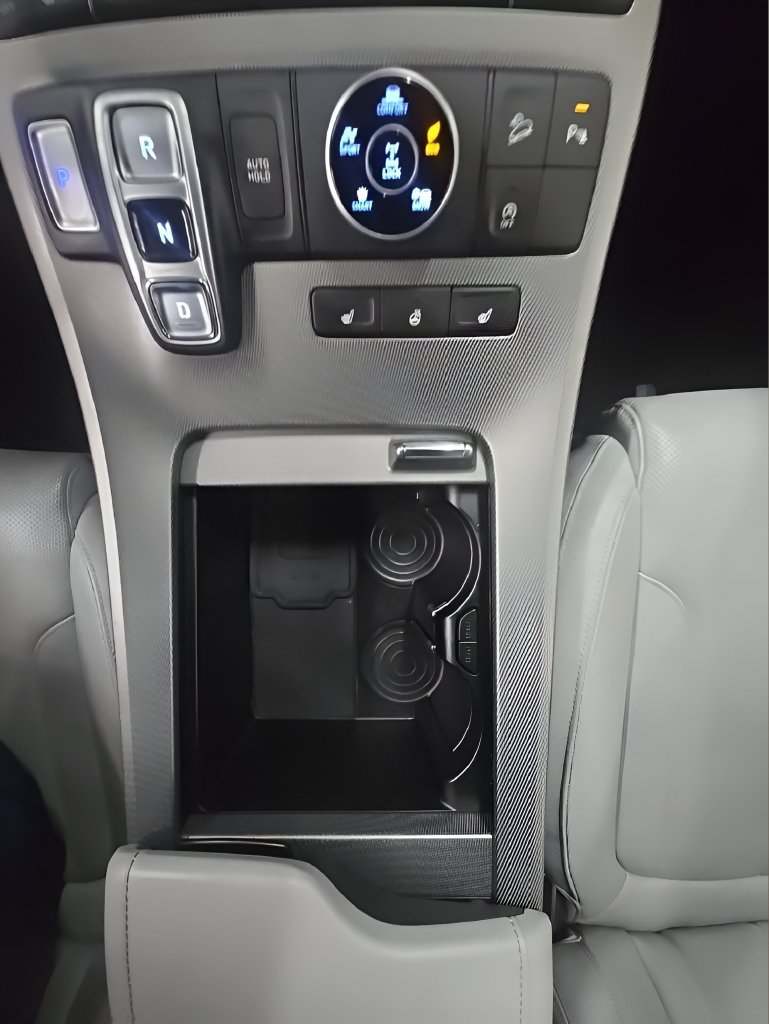 Used 2021 Hyundai Palisade SEL w/ Premium Package AWD/4WD image 39