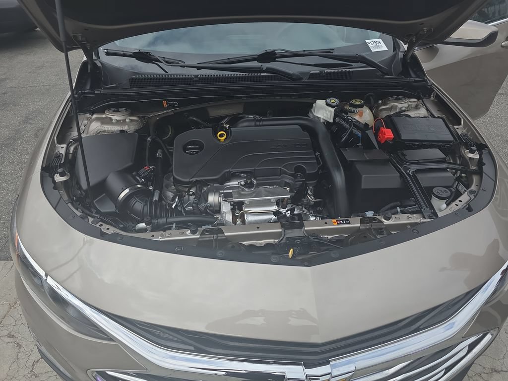 Used 2023 Chevrolet Malibu LT FWD image 19