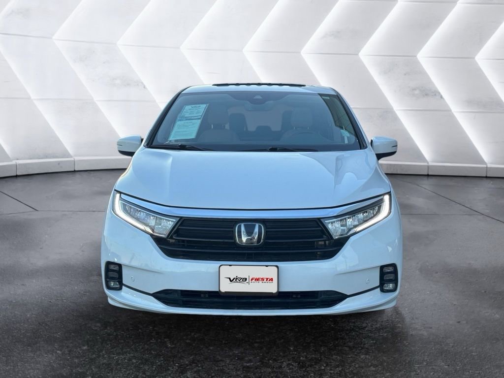 Used 2024 Honda Odyssey Elite image 3