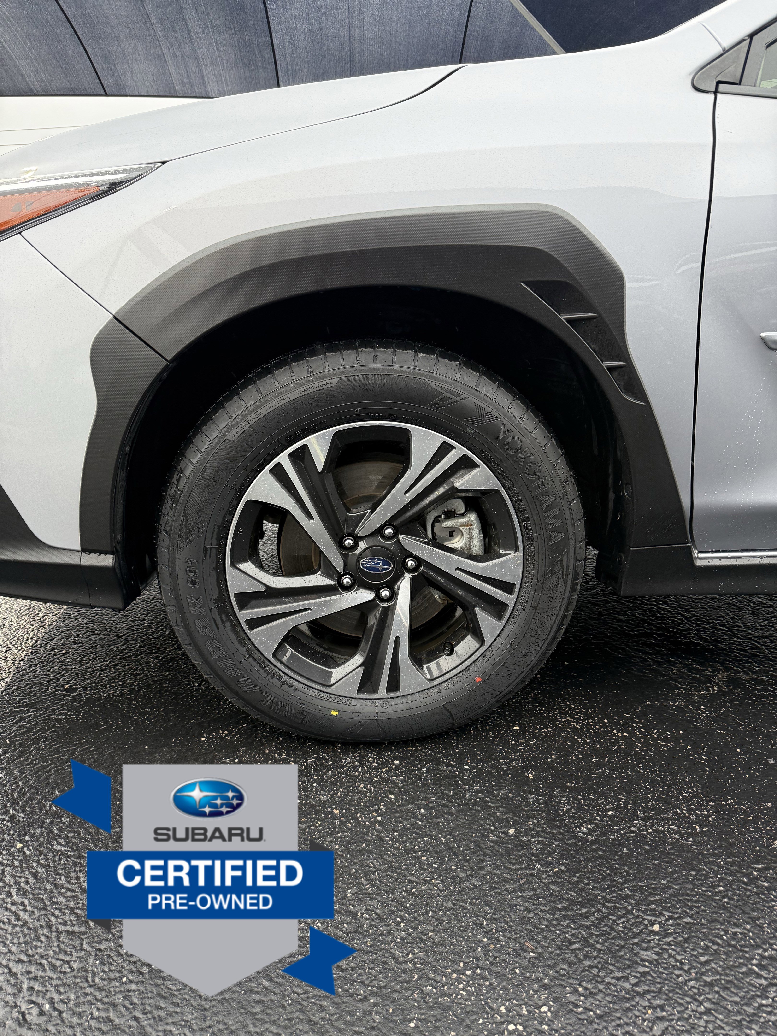 Used 2024 Subaru Crosstrek 2.0i Premium w/ Crosstrek Mirror Package AWD/4WD image 32