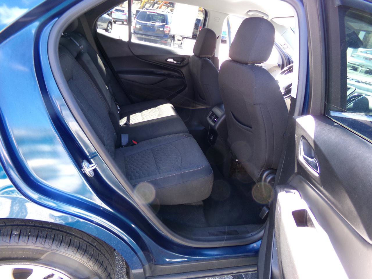 Used 2021 Chevrolet Equinox LT AWD/4WD image 17