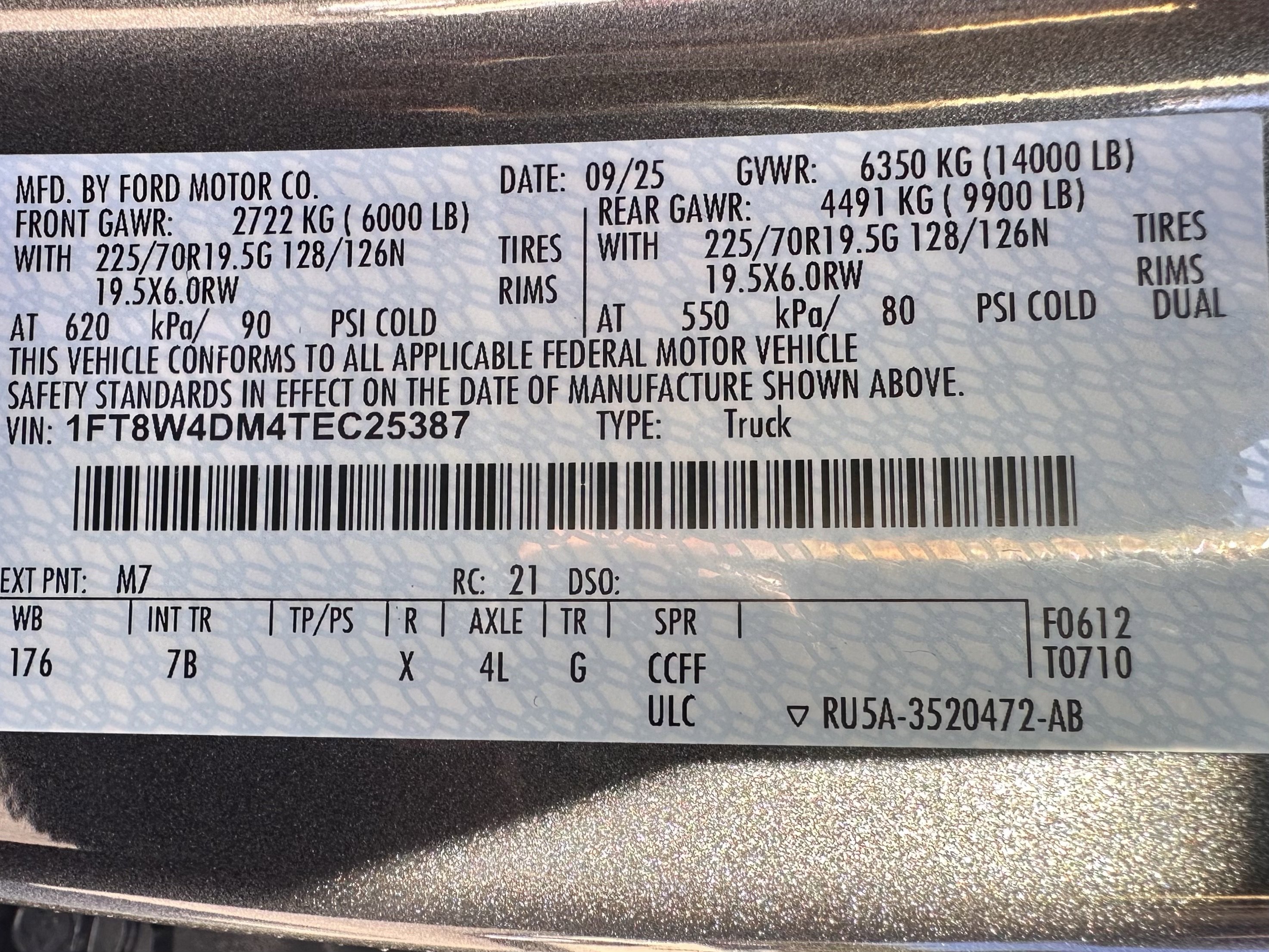 New 2026 Ford F450 Platinum image 34