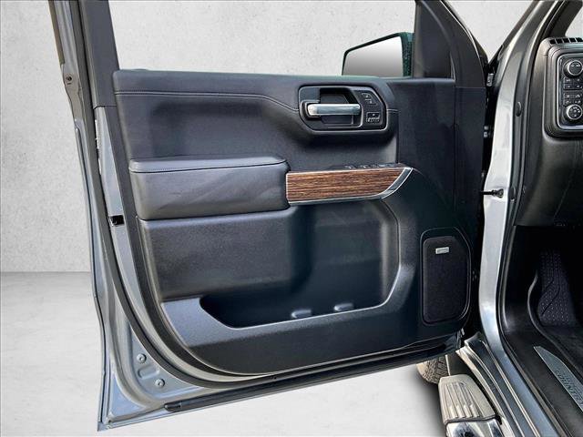 Used 2021 Chevrolet Silverado 1500 High Country w/ Technology Package image 18