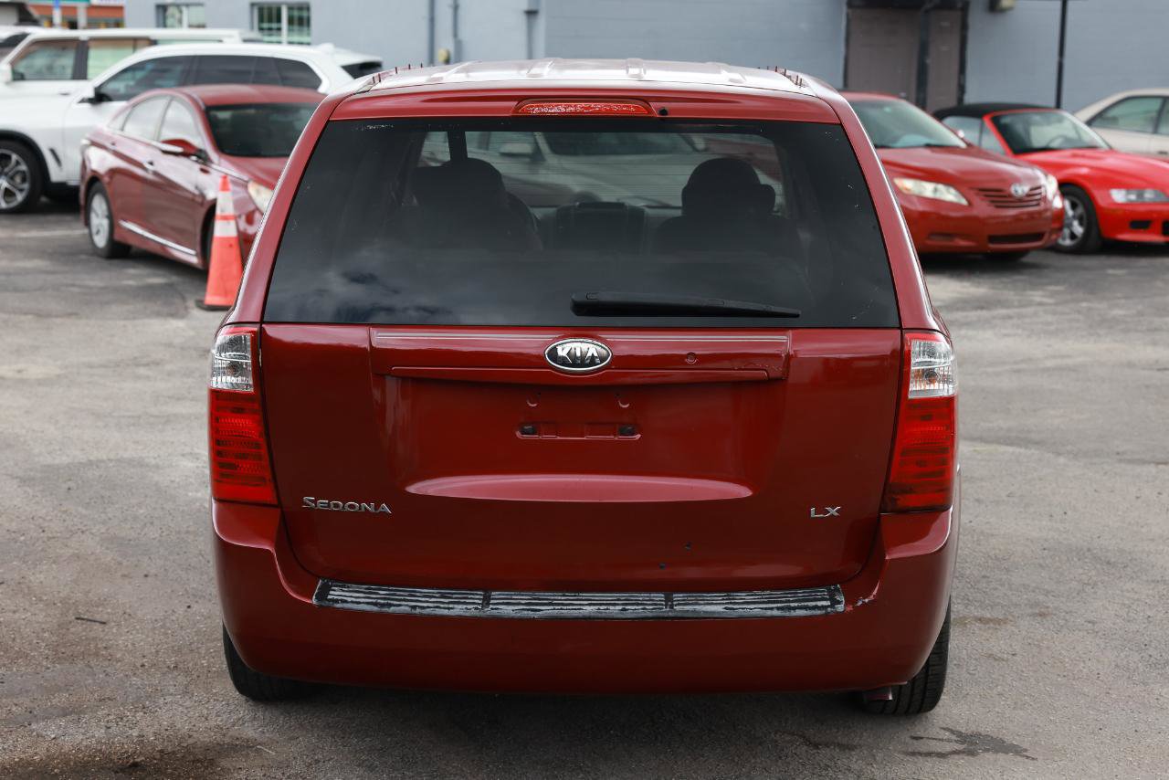 Used 2008 Kia Sedona LX image 9