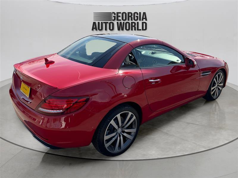 Used 2017 Mercedes-Benz SLC 300 image 17