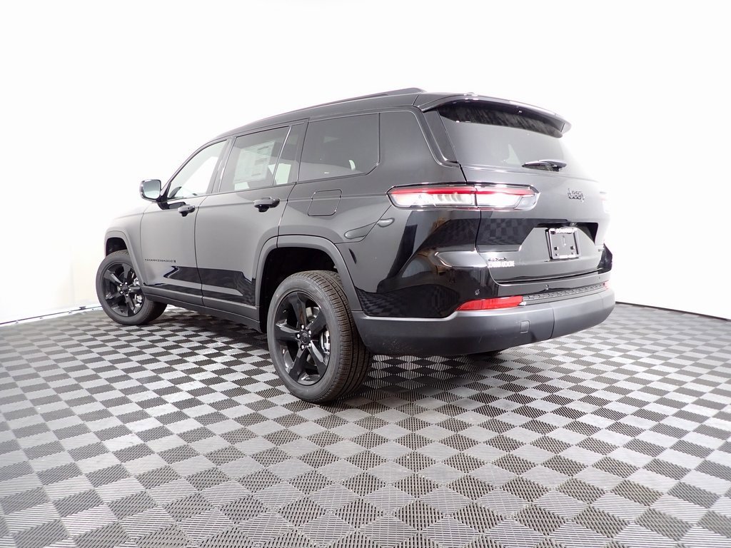New 2025 Jeep Grand Cherokee L Limited w/ Black Appearance Package image 12