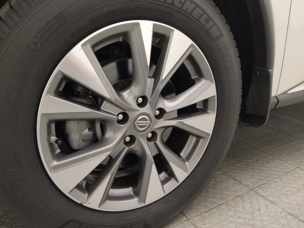 Used 2016 Nissan Murano SV w/ Cargo Package AWD/4WD image 31