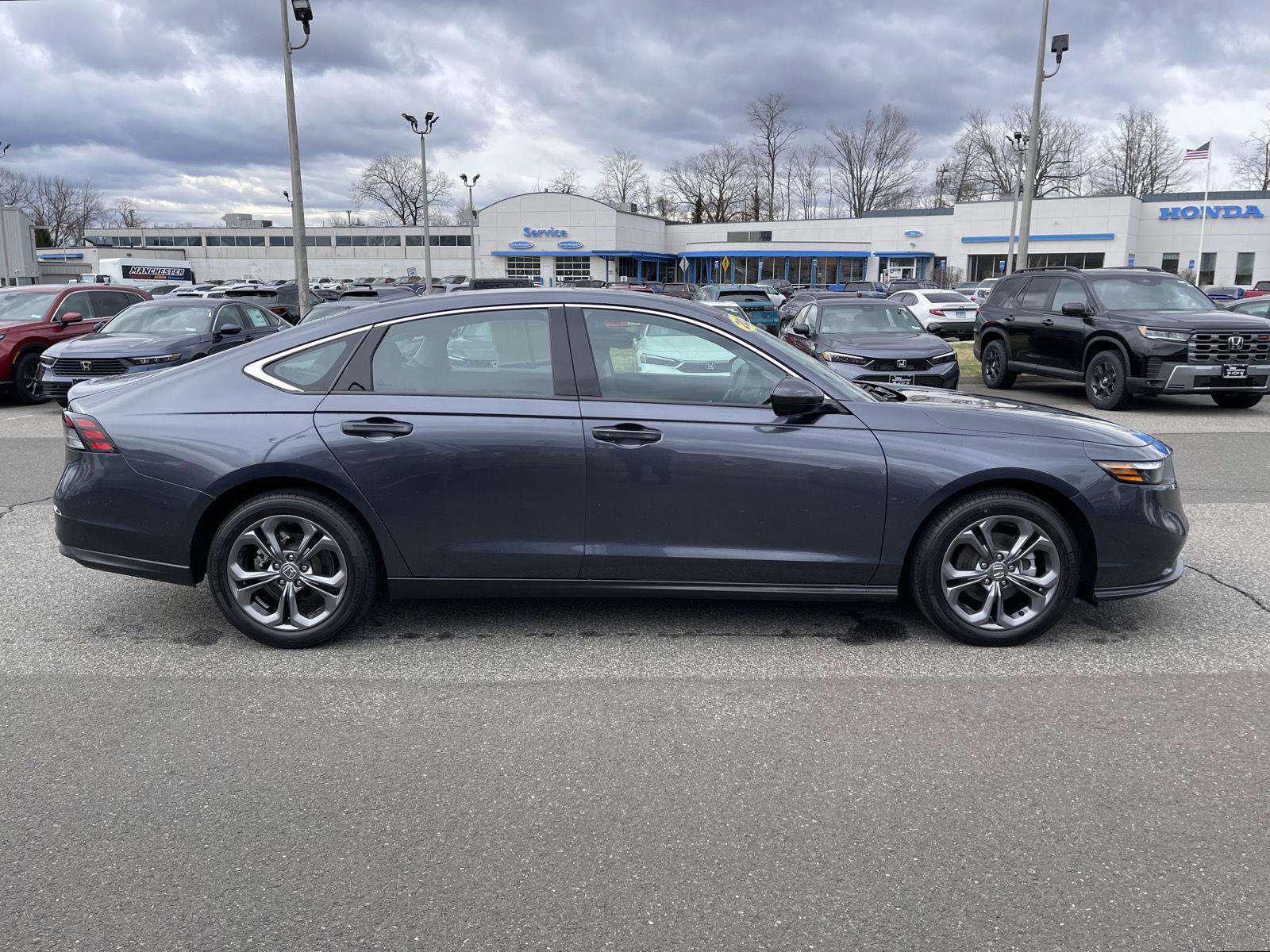Used 2023 Honda Accord EX image 20