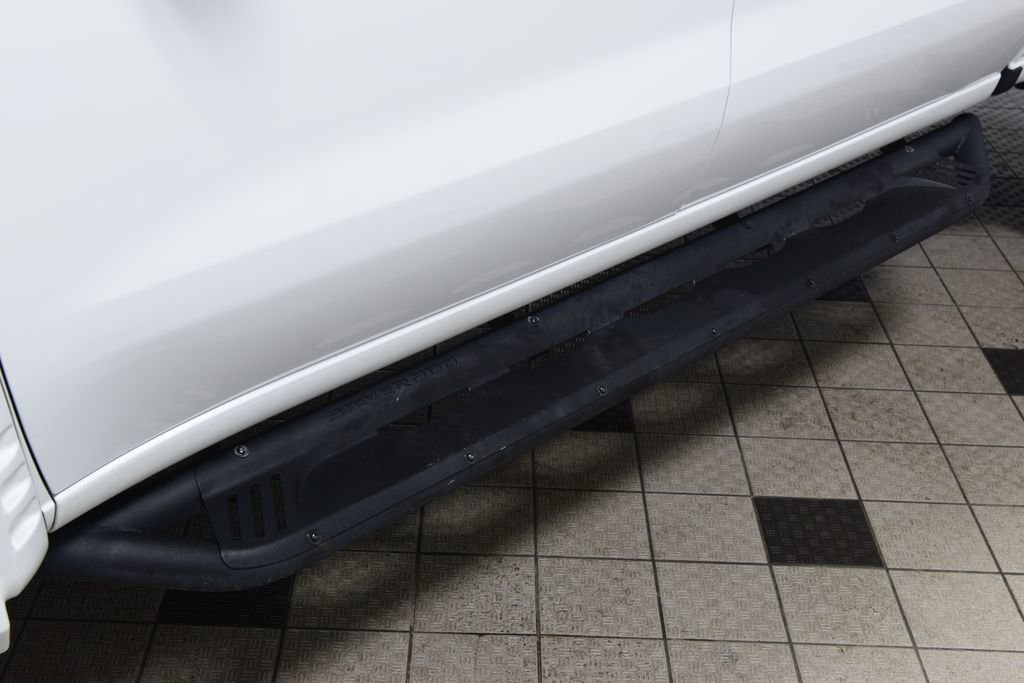 Used 2020 Chevrolet Silverado 1500 LT w/ All-Star Edition image 26