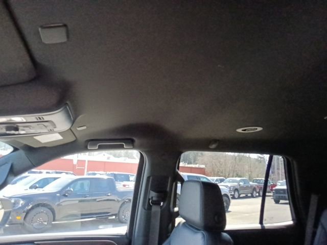 Used 2024 Chevrolet Tahoe Z71 w/ Luxury Package image 14