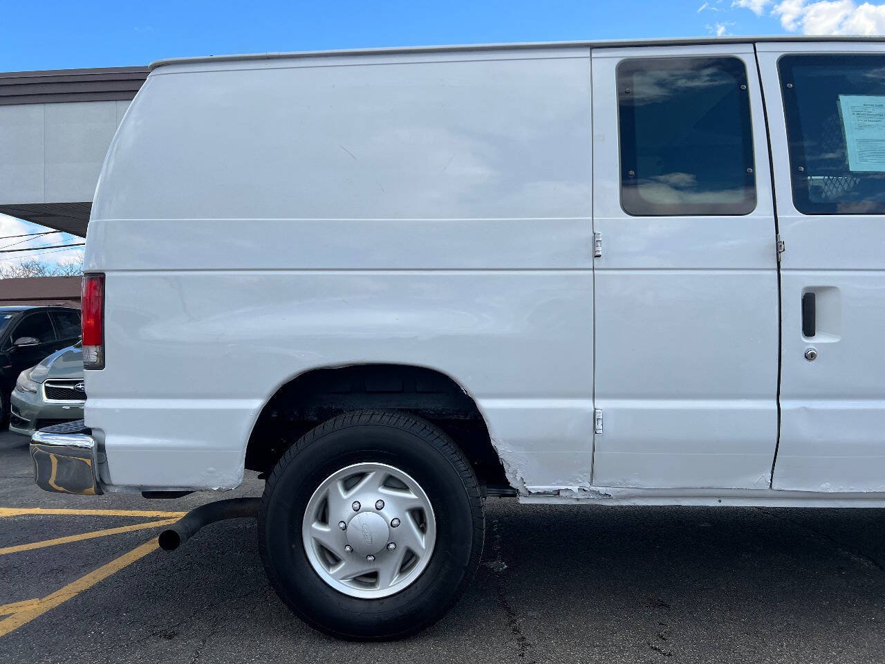 Used 2013 Ford E-250 and Econoline 250 w/ Commercial Cargo Van Pkg RWD image 40