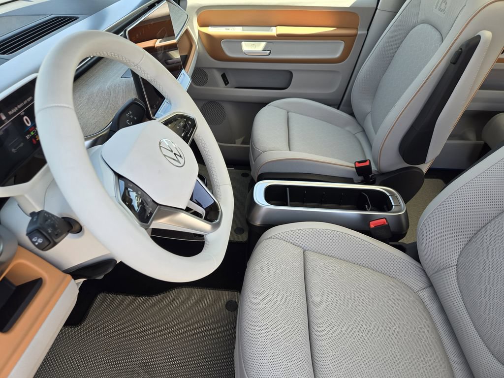 New 2025 Volkswagen ID. Buzz 1st Edition AWD/4WD image 10
