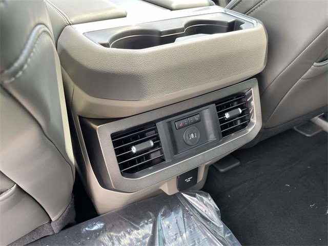 New 2025 Ford F350 Platinum w/ Platinum Plus Package image 6