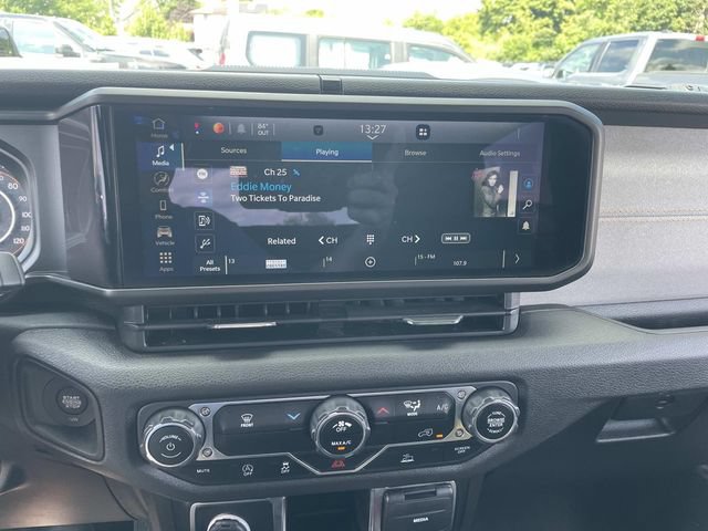 Used 2024 Jeep Wrangler Sport AWD/4WD image 24