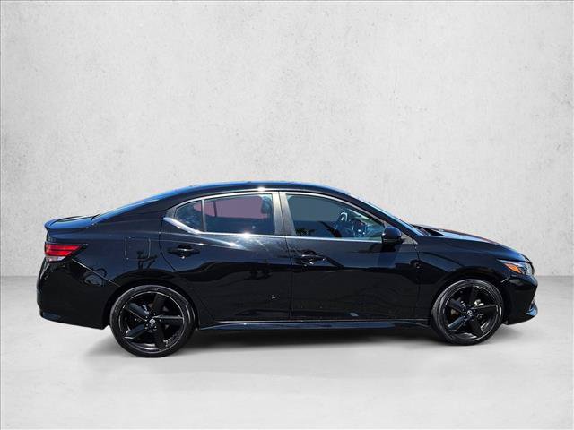 Used 2022 Nissan Sentra SR w/ Midnight Edition FWD image 4