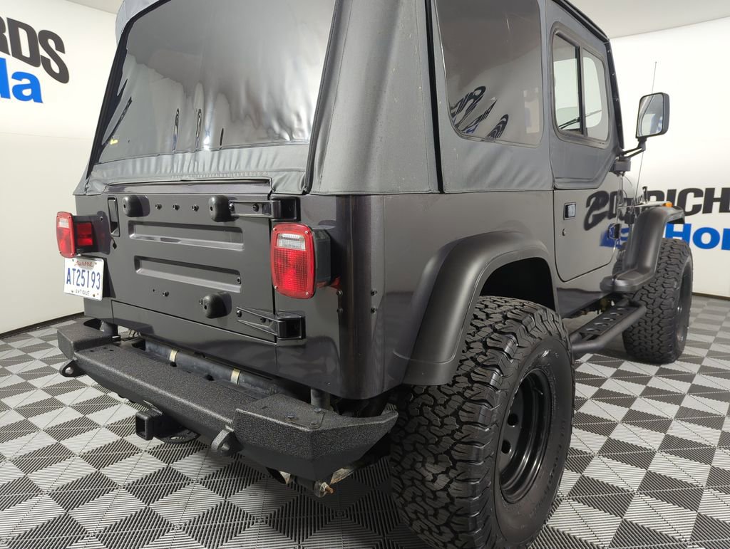 Used 1995 Jeep Wrangler S image 5