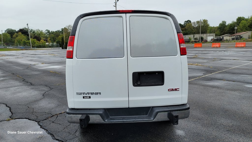 Used 2021 GMC Savana 2500 w/ Driver Convenience Package RWD image 10