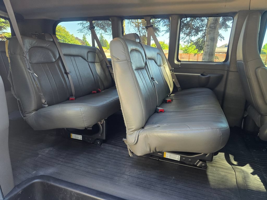 Used 2017 Chevrolet Express 2500 LS RWD image 15