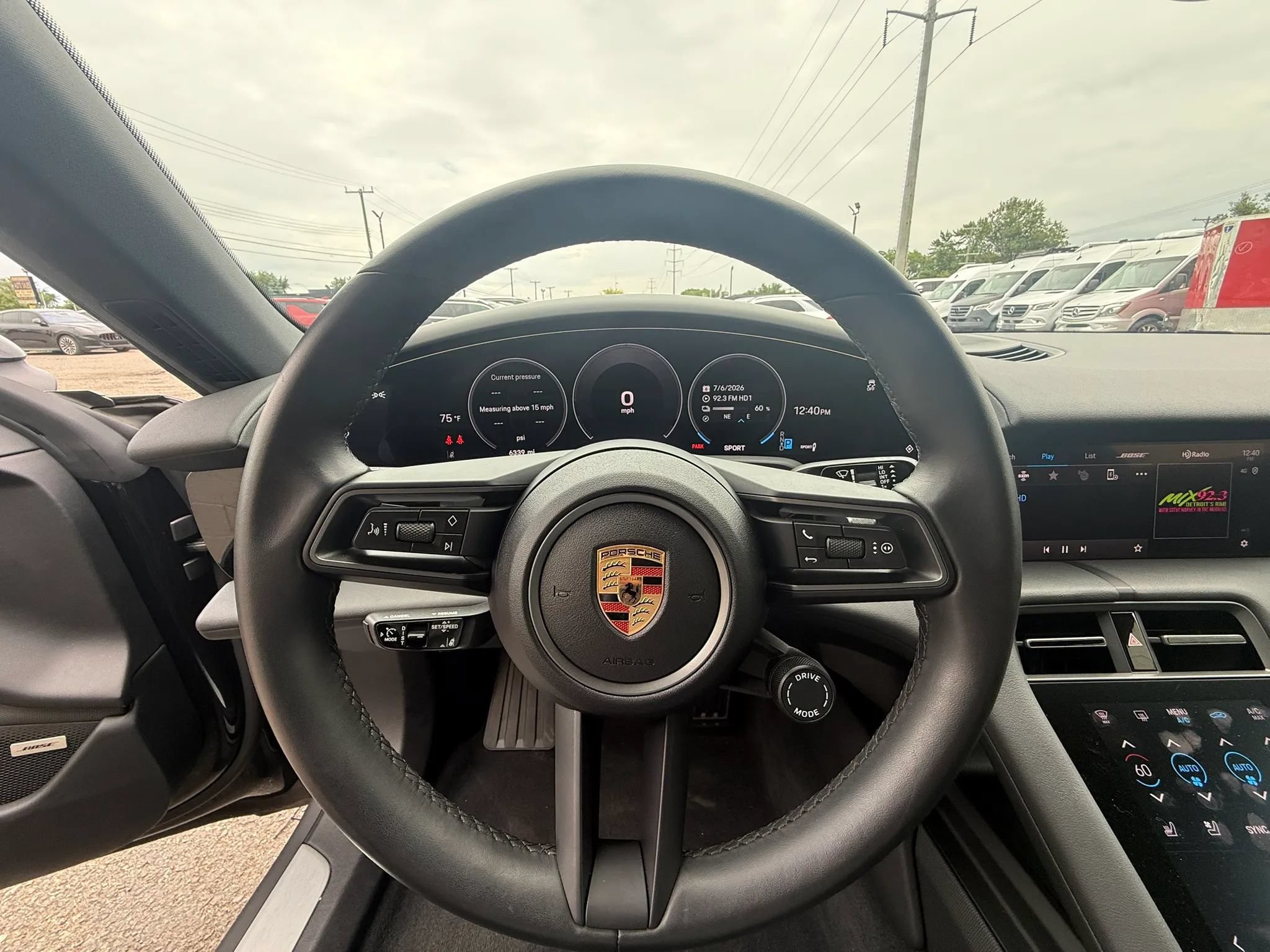 Used 2025 Porsche Taycan RWD image 22
