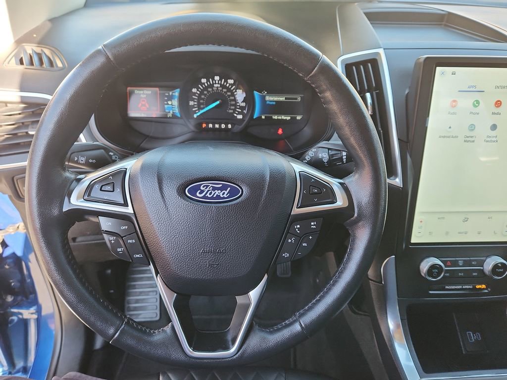Used 2024 Ford Edge Titanium image 23