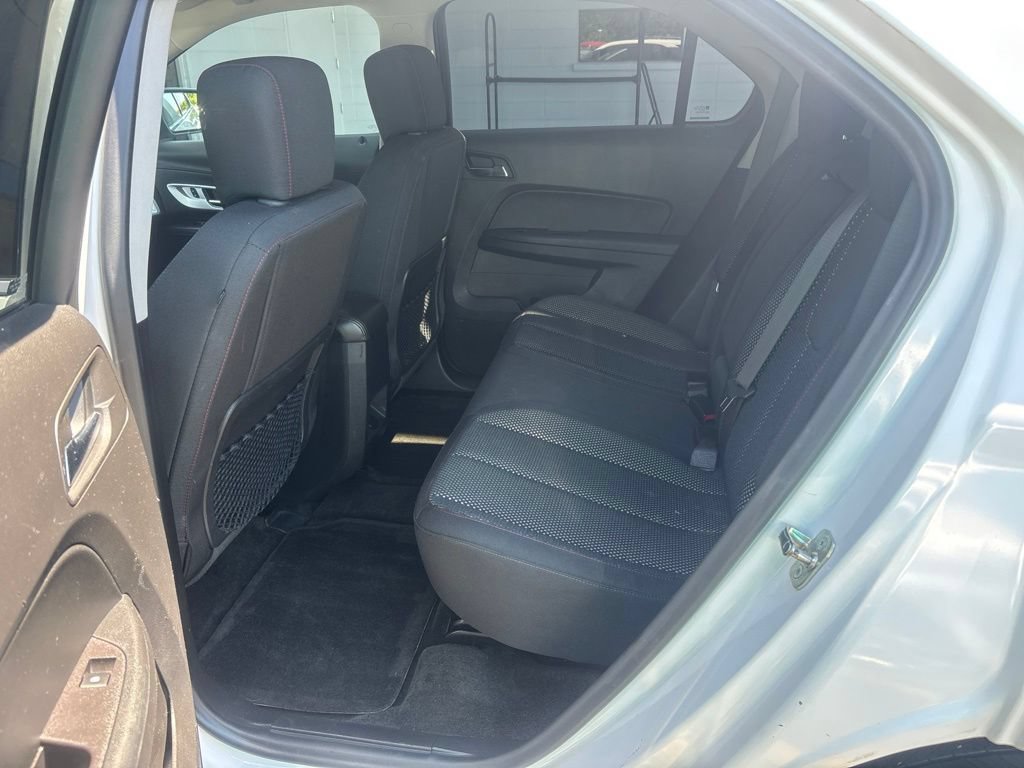Used 2017 Chevrolet Equinox LT w/ Convenience Package AWD/4WD image 11