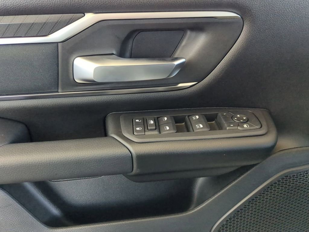 New 2026 RAM 1500 Big Horn AWD/4WD image 14