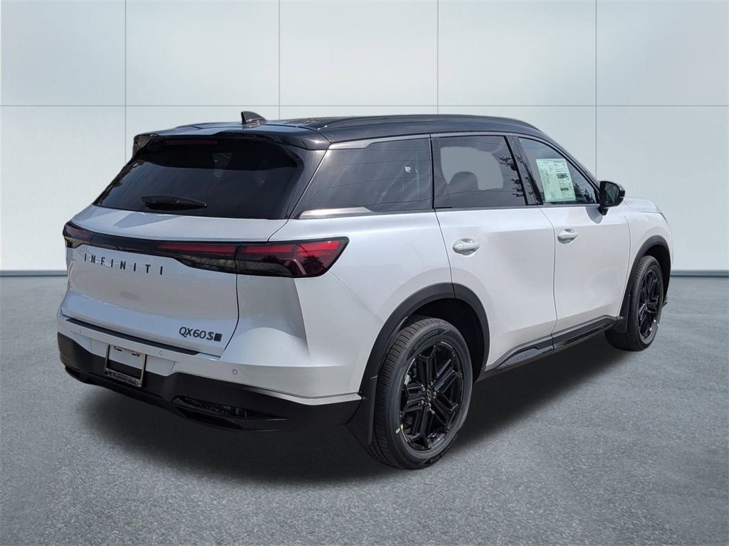 New 2026 INFINITI QX60 Luxe w/ Dark Cargo Package image 5