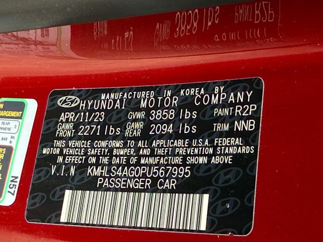 Used 2023 Hyundai Elantra SEL w/ Convenience Package image 32