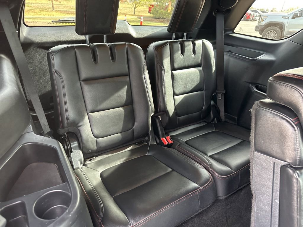 Used 2017 Ford Explorer Sport image 27