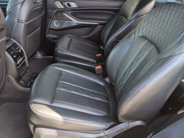 Used 2021 BMW X7 M50i image 26