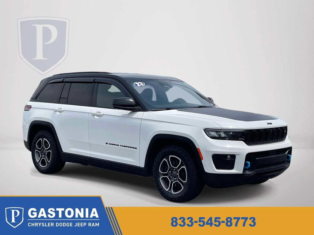 Used 2023 Jeep Grand Cherokee Trailhawk w/ Advanced Protech Group II AWD/4WD video 1