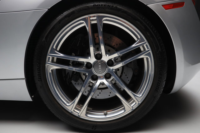 Used 2009 Audi R8 V8 image 32