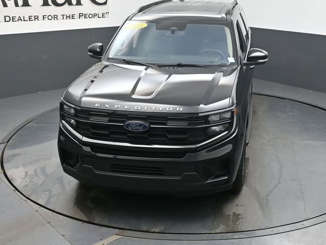 Used 2025 Ford Expedition Active AWD/4WD image 50