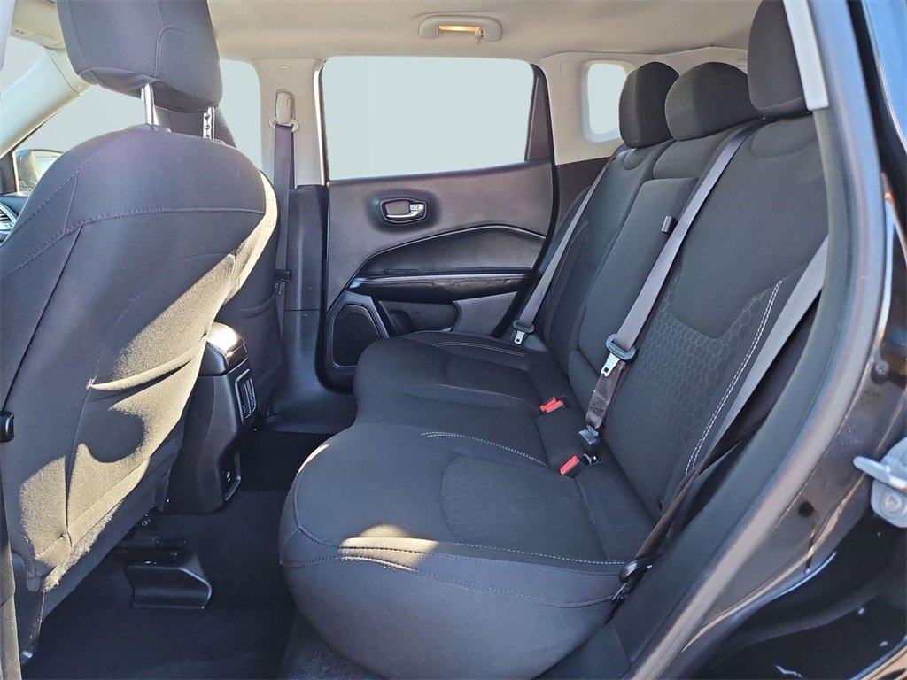 Used 2021 Jeep Compass Sport image 22