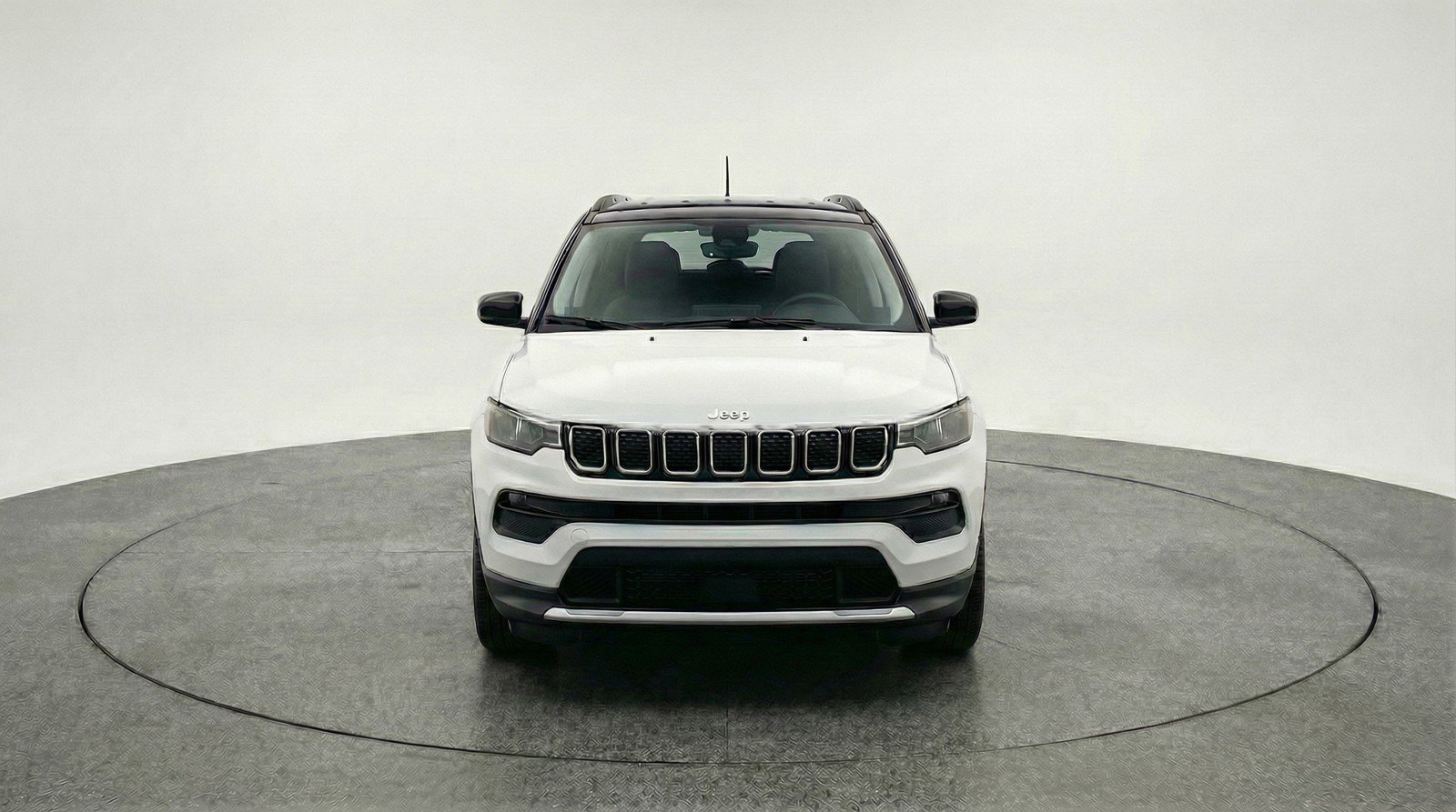 Used 2025 Jeep Compass Limited image 2