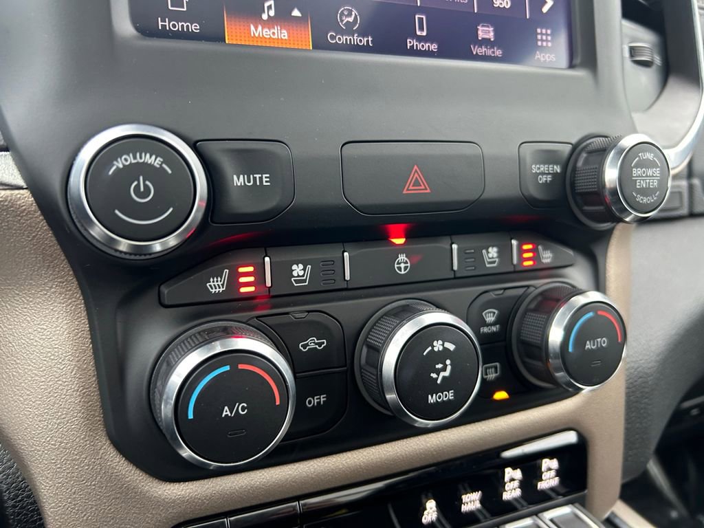 Used 2022 RAM 1500 Laramie image 36