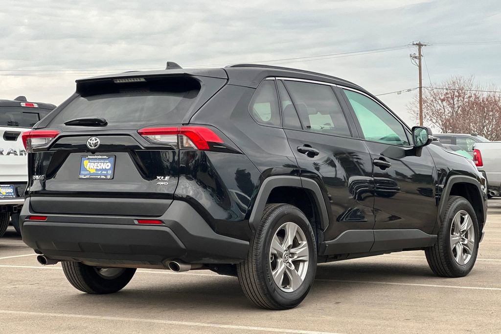 Used 2024 Toyota RAV4 XLE image 4