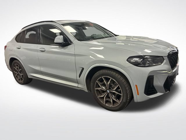 Used 2023 BMW X4 xDrive30i w/ M Sport Package AWD/4WD image 7