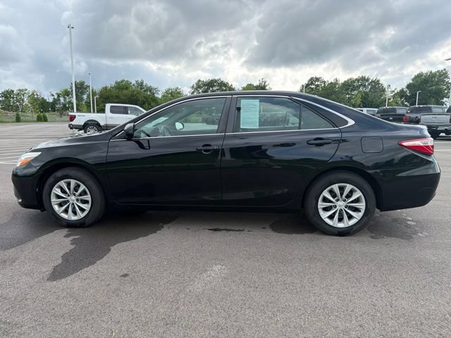 Used 2017 Toyota Camry LE FWD image 11