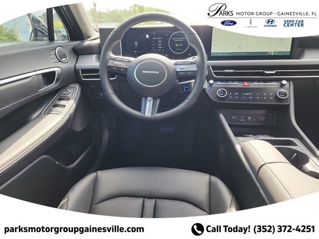 New 2025 Hyundai Sonata Limited image 10